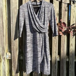 WHBM faux wrap dress size 2 black white comfortable office professional